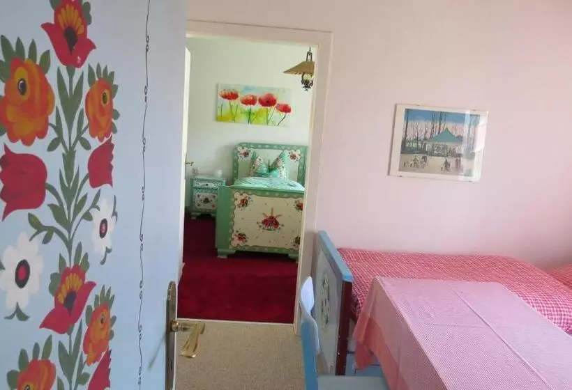 اتاق استاندارد سه نفره, Gästehaus Huber   Traditional Sixties Hostel