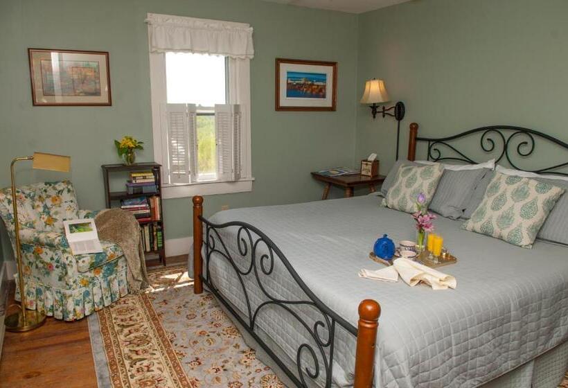 带大床的豪华间, Orchard Inn