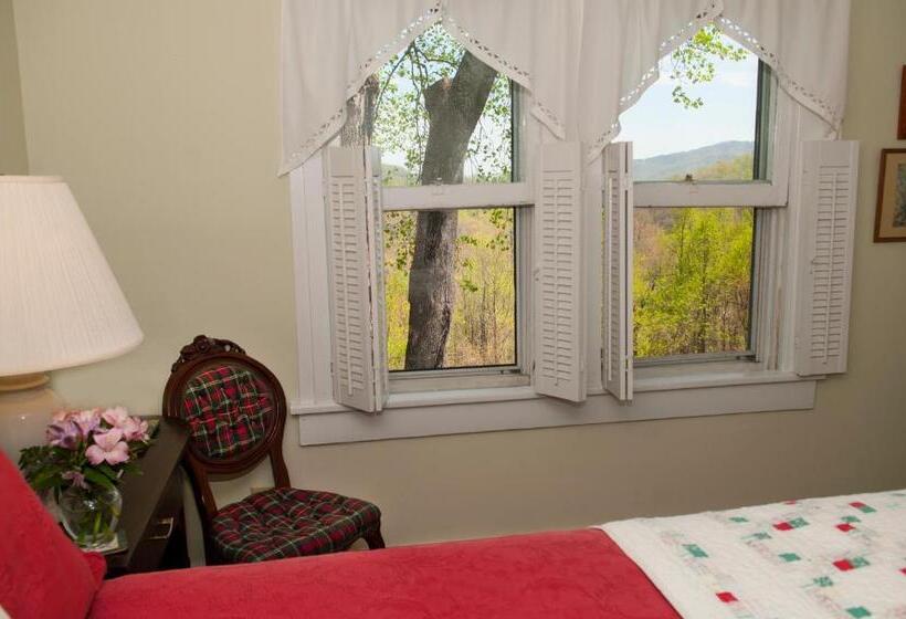 带特大床的标准间, Orchard Inn