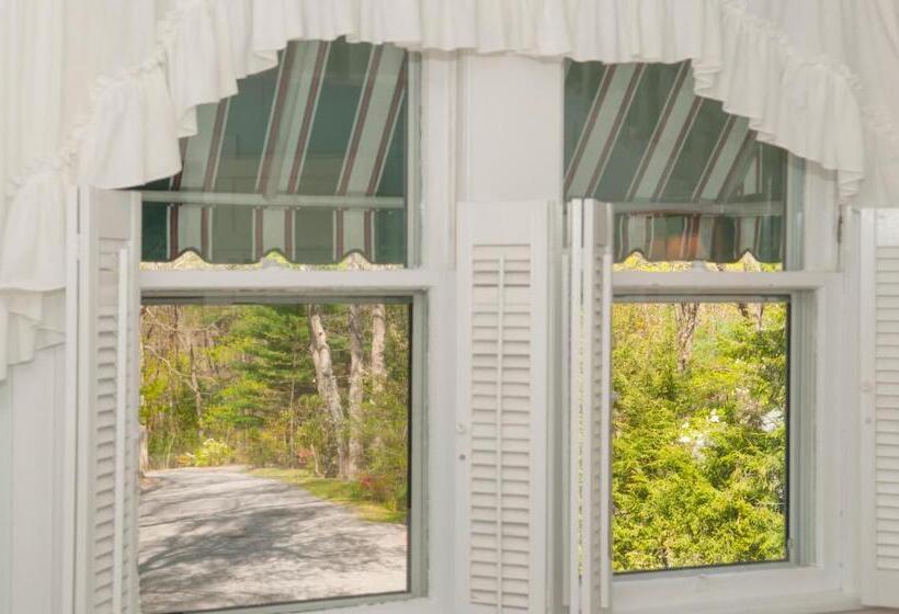 标准间, Orchard Inn