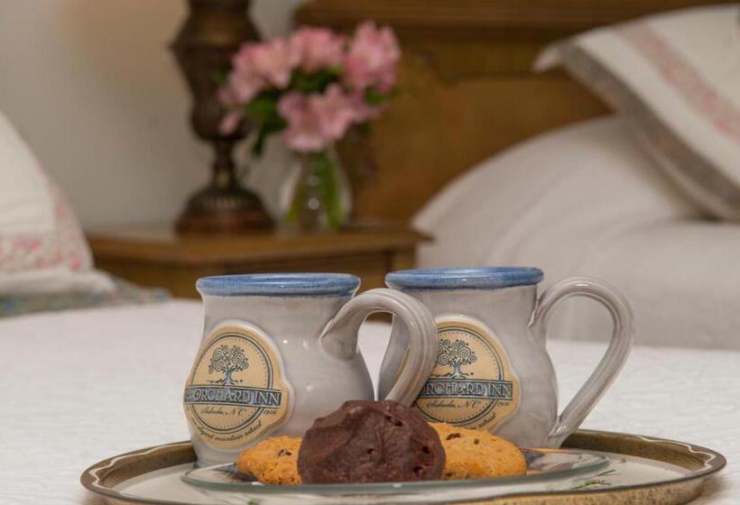 标准间, Orchard Inn