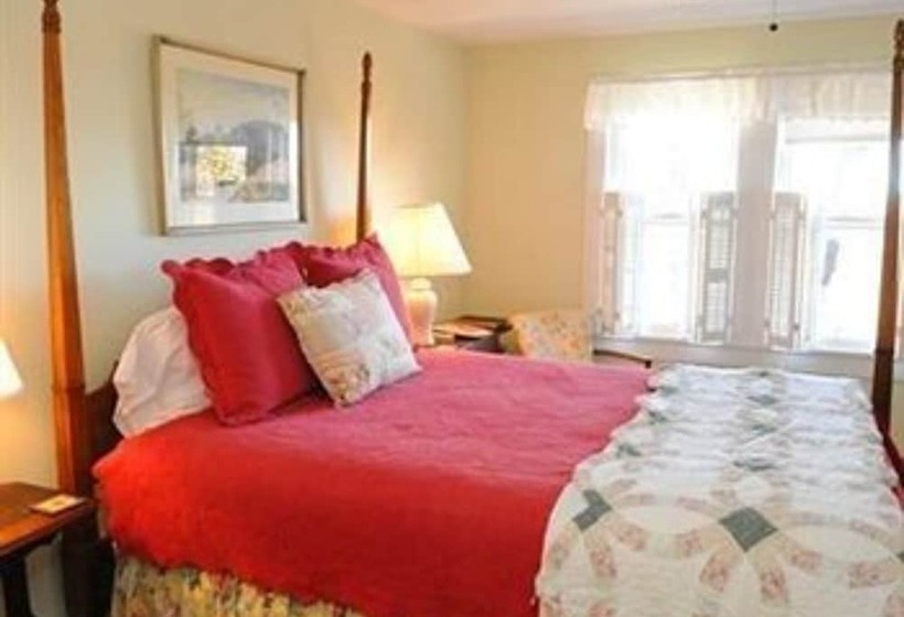 标准间, Orchard Inn