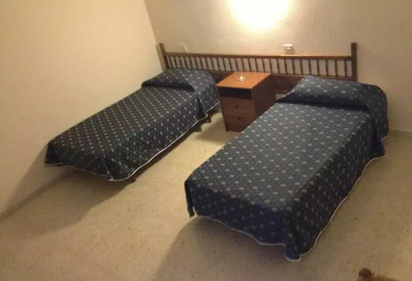 スタンダードルーム, Hostal Solfina