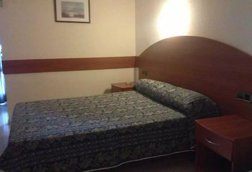 スタンダードルーム, Hostal Solfina