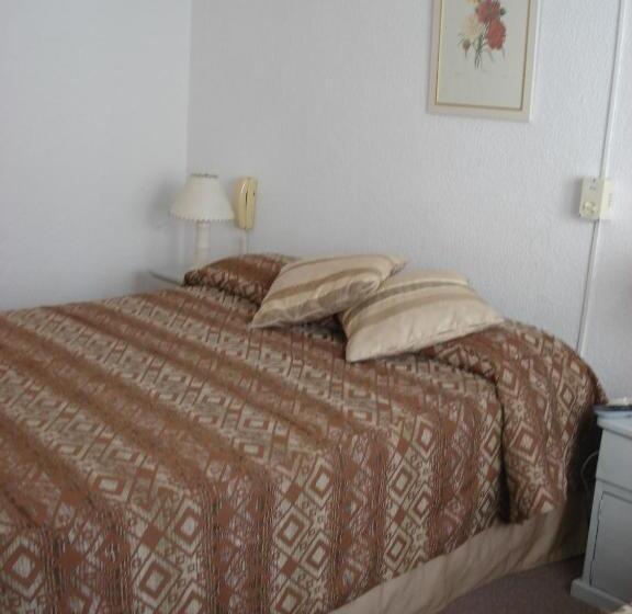 高级大房间, Americana