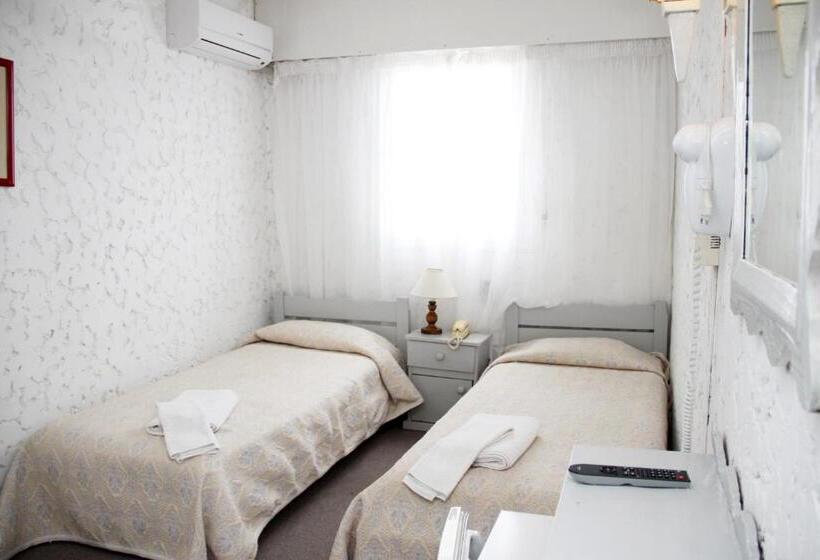 高级大房间, Americana