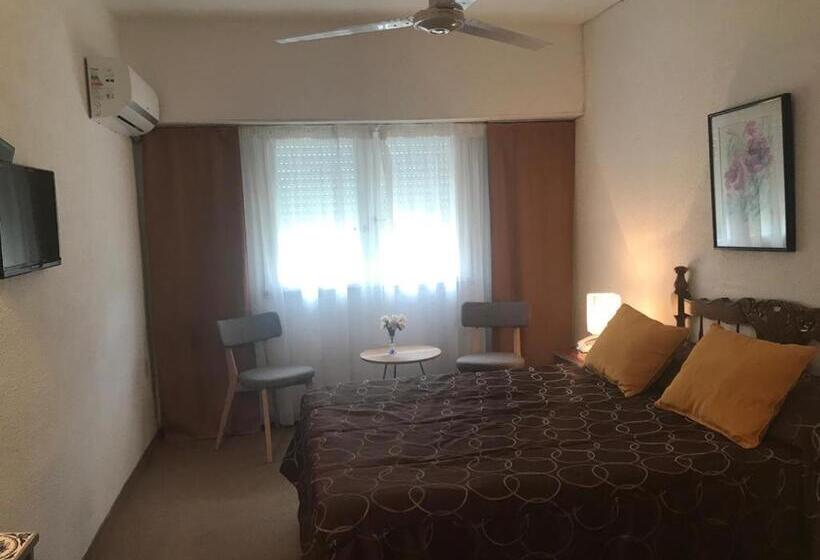 高级三人间, Americana