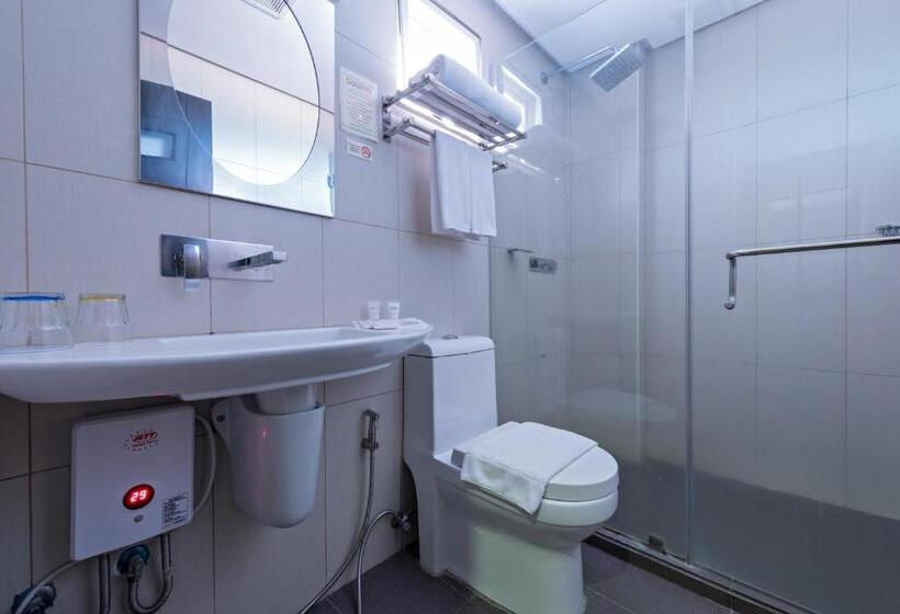 غرفة ديلوكس سرير كينج, Court Meridian Hotel & Suites