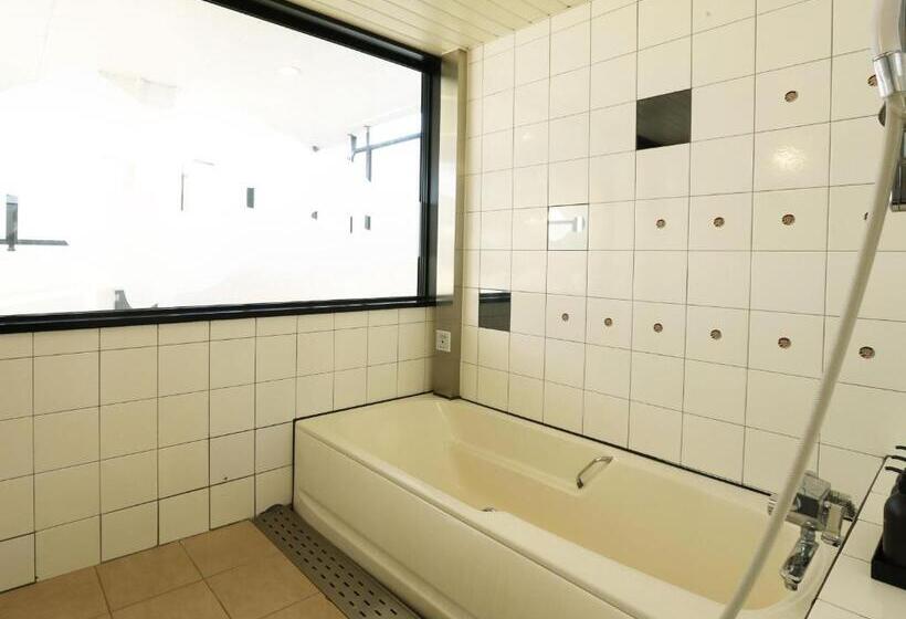 キングサイズベッドのスタンダードルーム, Fine Garden Gifu