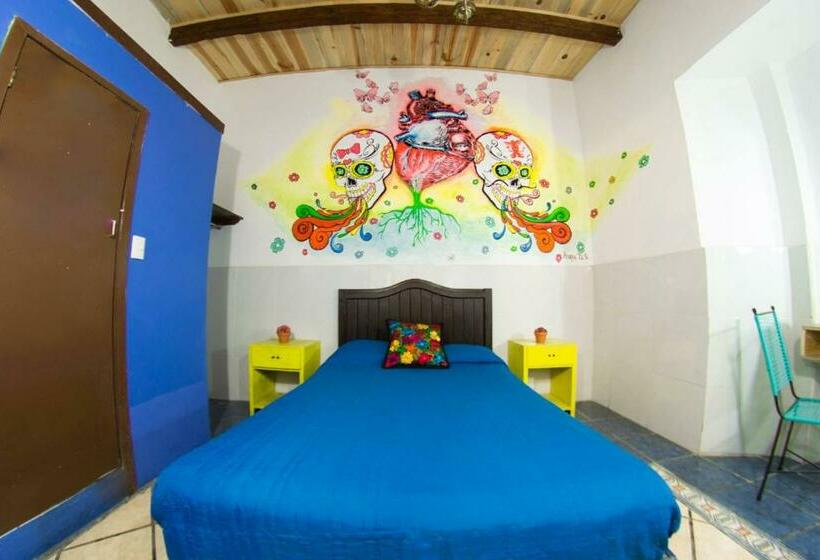 اتاق استاندارد, Gente De Más Hostel