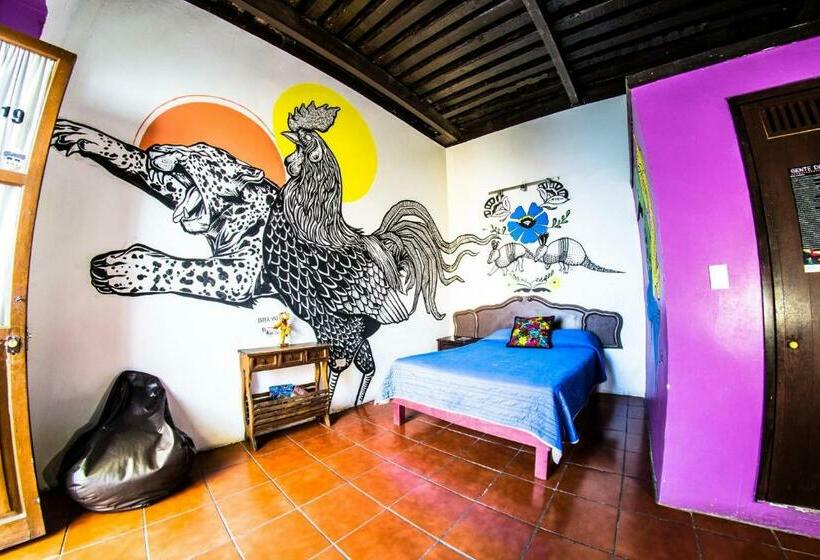 اتاق استاندارد, Gente De Más Hostel