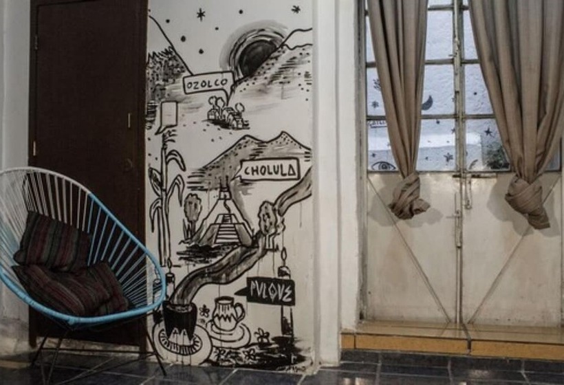 تختخواب در اتاق مشترک, Gente De Más Hostel