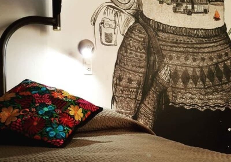 تختخواب در اتاق مشترک, Gente De Más Hostel