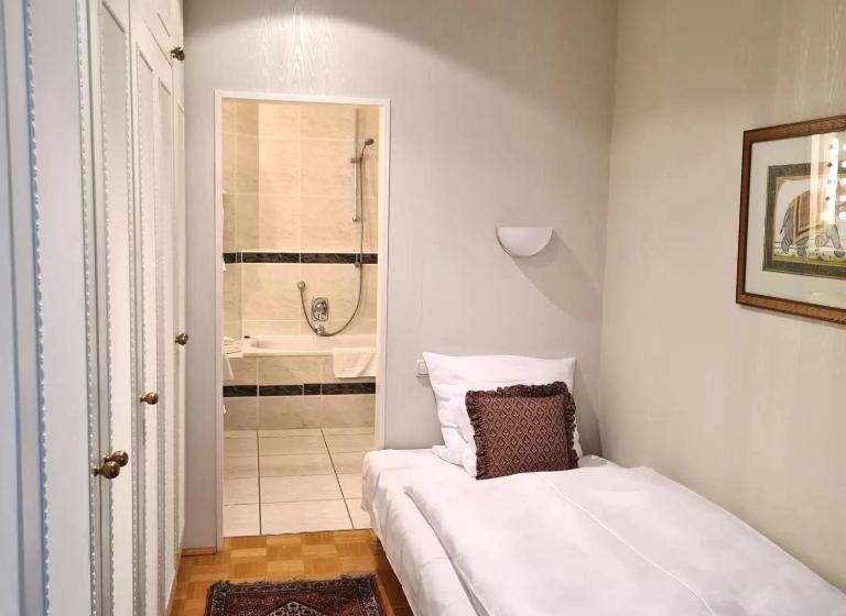 クラシックファミリールーム, Goldener Anker