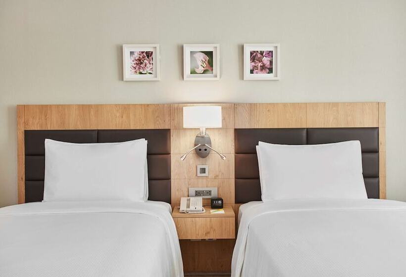 Pokój Standard, Hilton Garden Inn Dubai, Mall Avenue