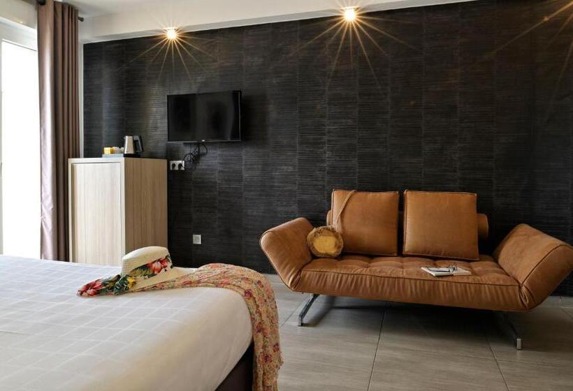 带露台的高档房间, Hôtel L Escale Coté Port