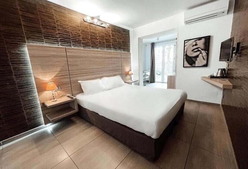 带露台的高档房间, Hôtel L Escale Coté Port