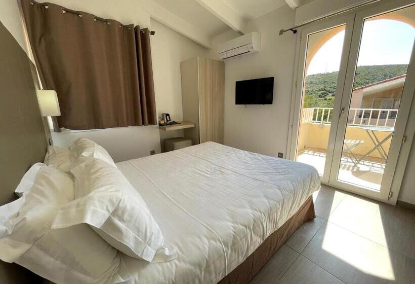 Номер Superior с Террасой, Hôtel L Escale Coté Port