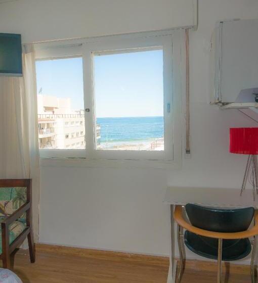 高级大房间, Playa Brava