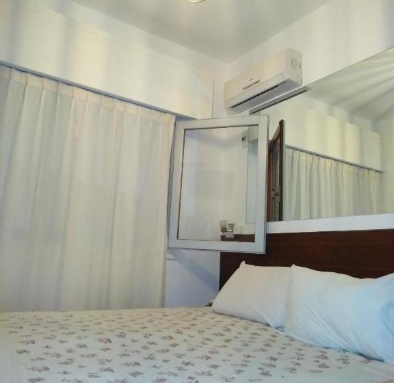 单人经济间, Playa Brava