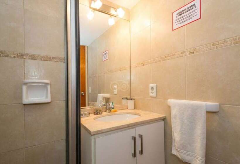 标准间, Playa Brava