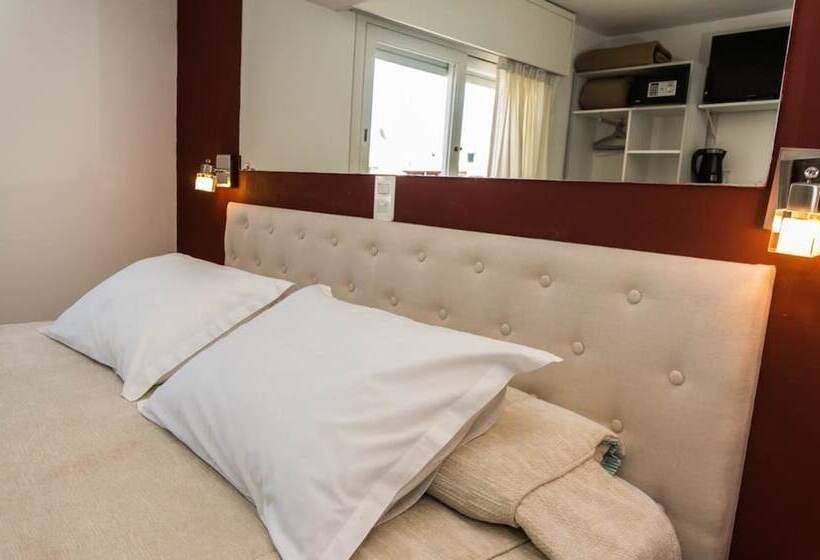 标准间, Playa Brava