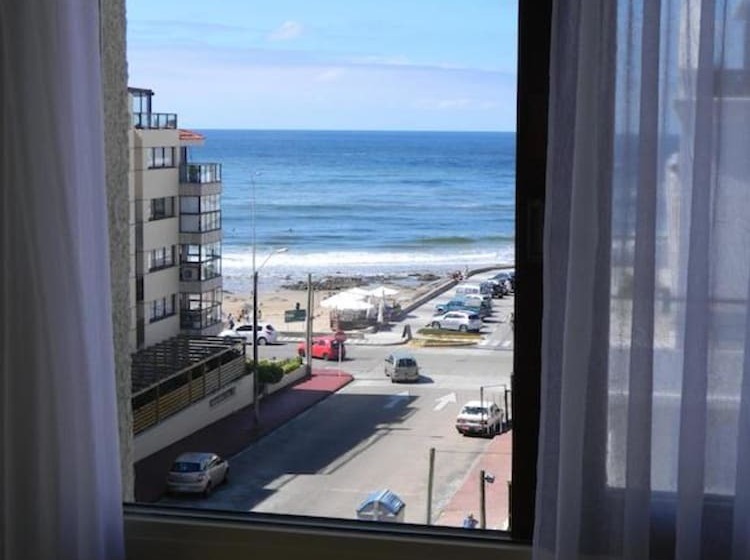 高级大房间, Playa Brava