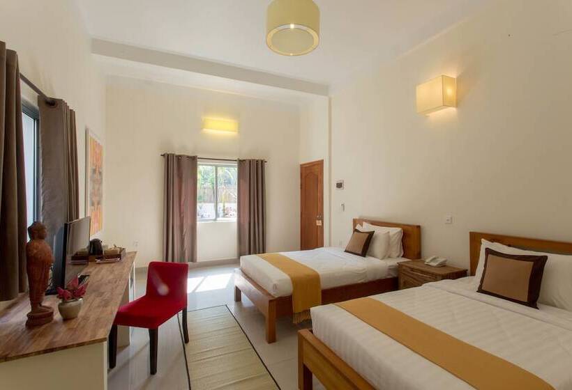 اتاق لوکس, River And Villa