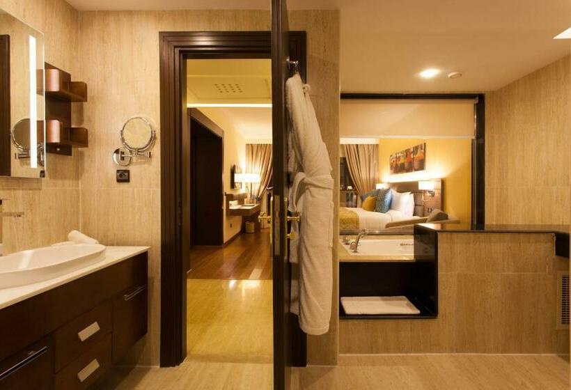 سوییت پرستیژ, Savoy Le Grand Hotel Marrakech