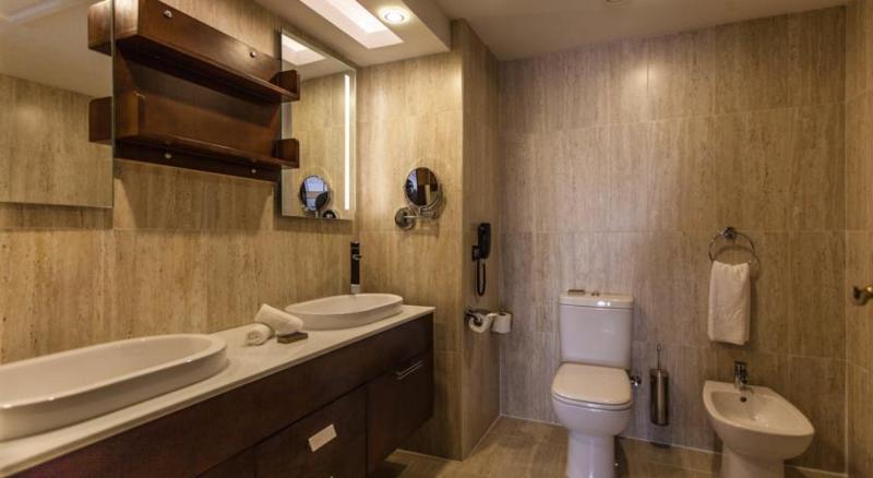 اتاق لوکس با چشم‌انداز باغ, Savoy Le Grand Hotel Marrakech