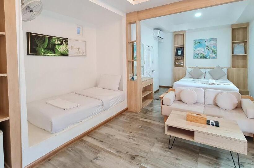 غرفة سوبيريور ثلاثية, Sawasdee Coco Resort