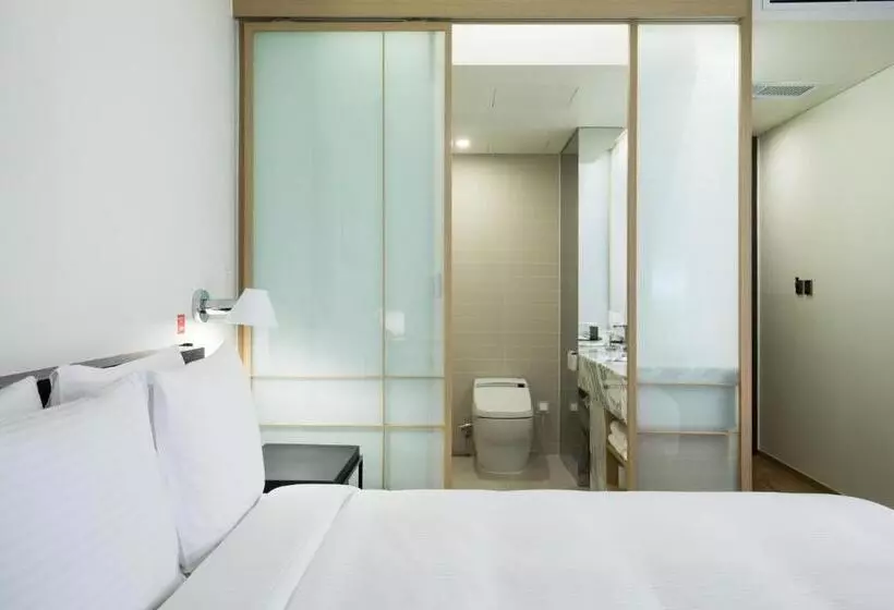 デラックスルーム, Sotetsu Hotels The Splaisir Seoul Myeongdong