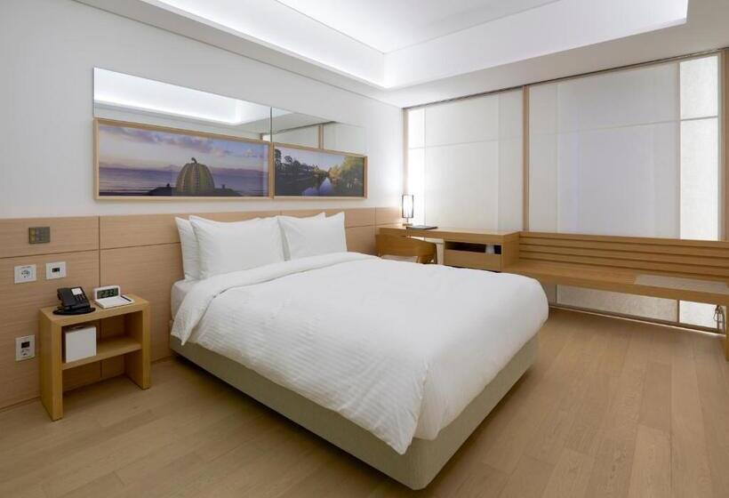 Quarto Deluxe, Sotetsu Hotels The Splaisir Seoul Myeongdong