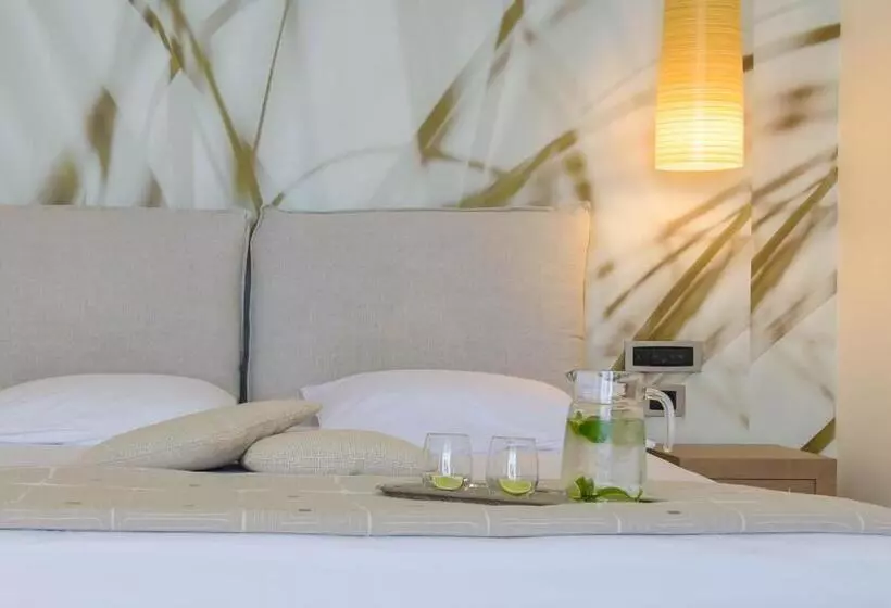 ガーデンビューデラックスルーム, The Ixian Grand & All Suites - Adults Only