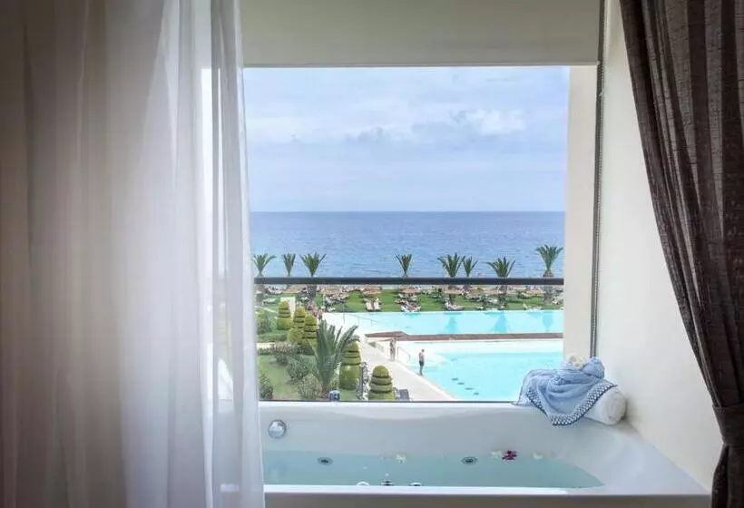 オーシャンビューデラックスルーム, The Ixian Grand & All Suites - Adults Only