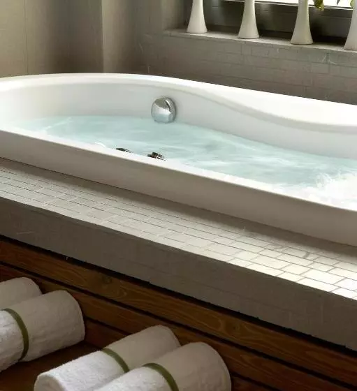 オーシャンビュースイート, The Ixian Grand & All Suites - Adults Only