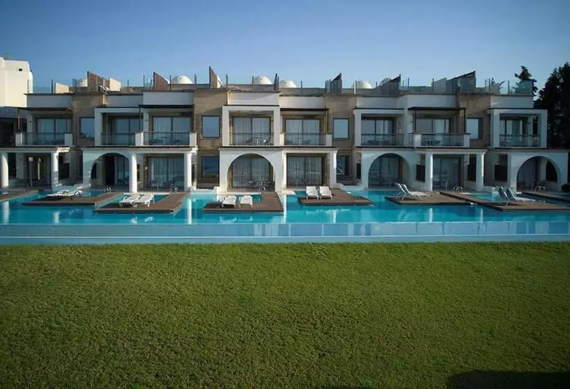 オーシャンビュースイート, The Ixian Grand & All Suites - Adults Only