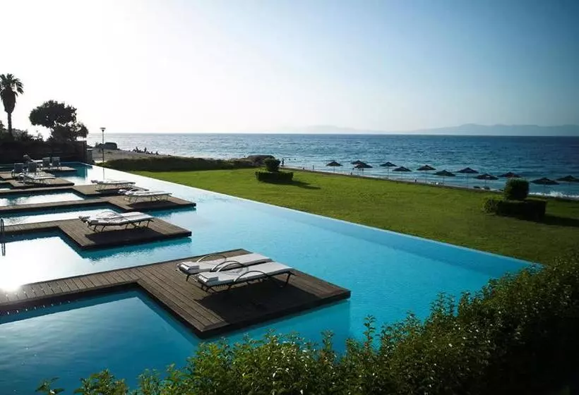 オーシャンビュースイート, The Ixian Grand & All Suites - Adults Only
