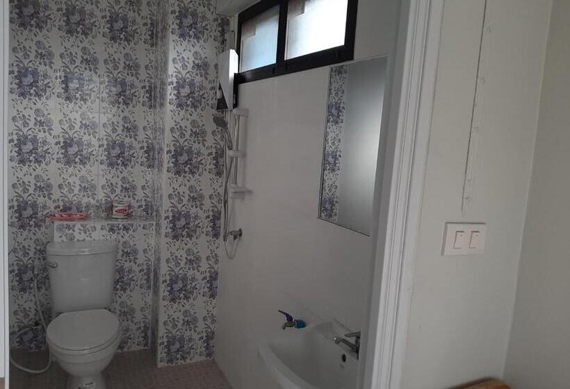 غرفة سوبيريور عائلية, Vanlisut Hotel Ngamwongwan