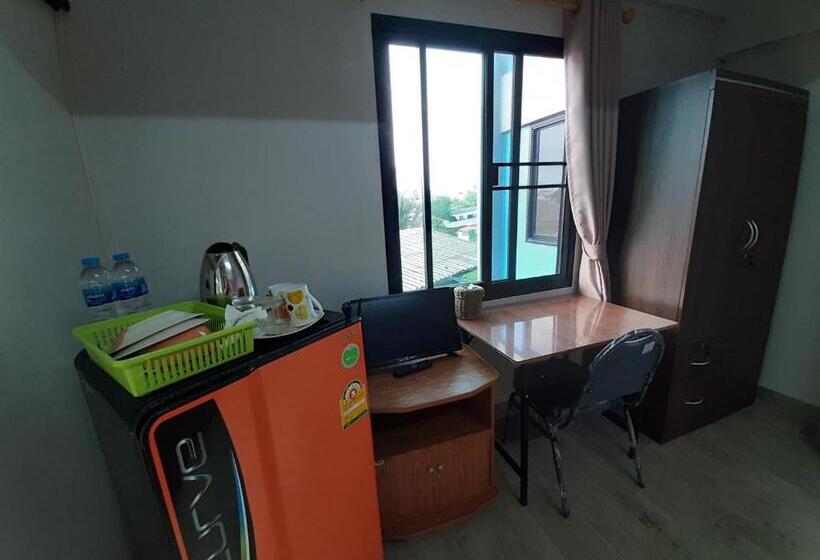 غرفة سوبيريور عائلية, Vanlisut Hotel Ngamwongwan