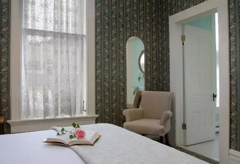 デラックスルーム, Victorian Inn
