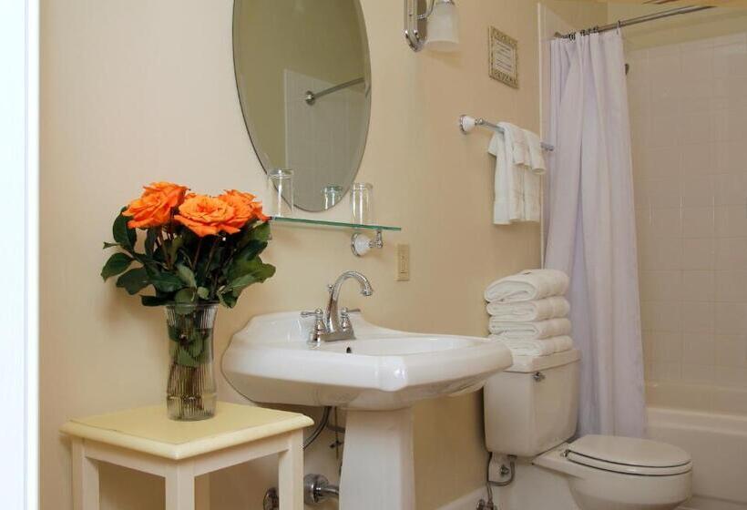 חדר דלוקס, Victorian Inn