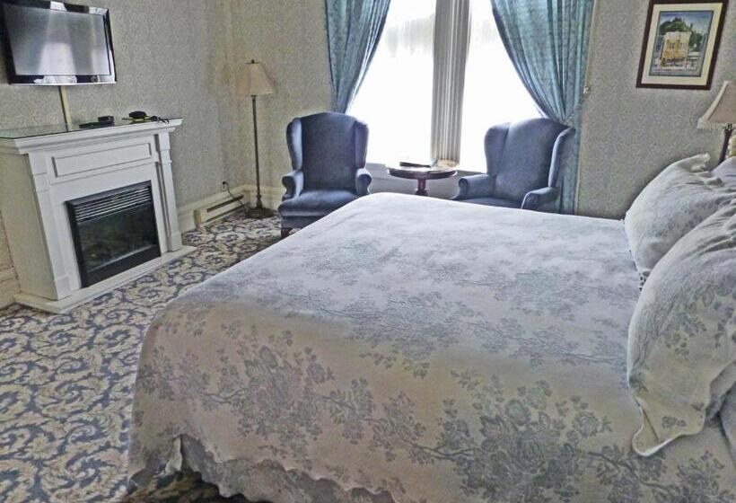 חדר סופריור עם מיטת קינג, Victorian Inn
