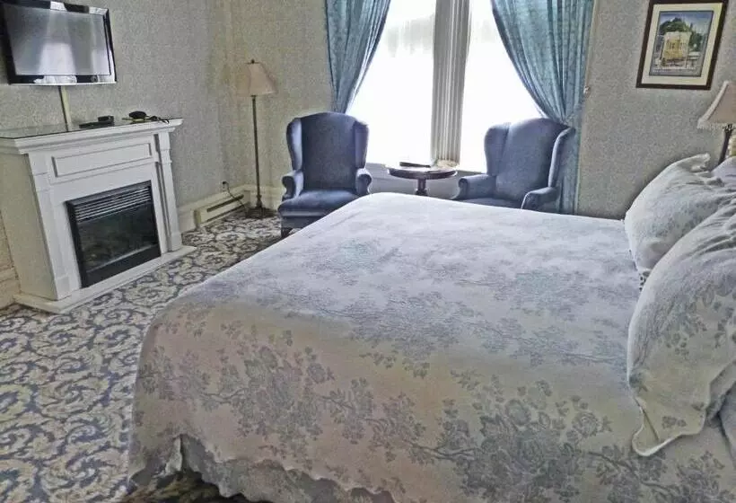 キングサイズベッドのスーペリアルーム, Victorian Inn