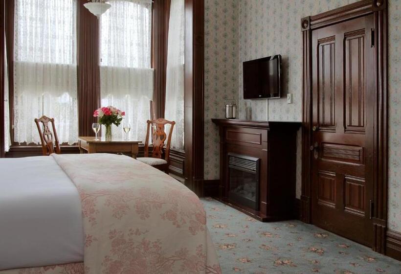 חדר סופריור עם מיטת קינג, Victorian Inn