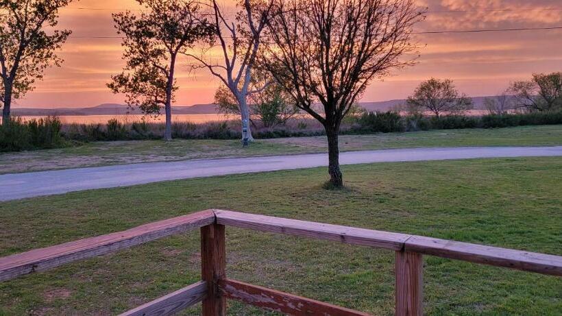 בית, חדר שינה 1, Willow Beach Rv Park & Marina