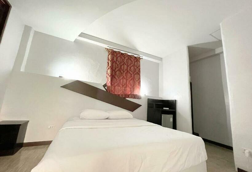 חדר סטנדרט עם מרפסת, The Green Season Resort