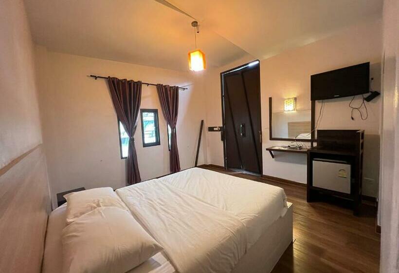 غرفة قياسية, The Green Season Resort