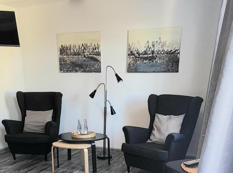 标准间, Alte Post