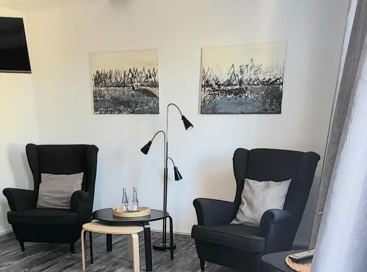 Chambre Standard, Alte Post
